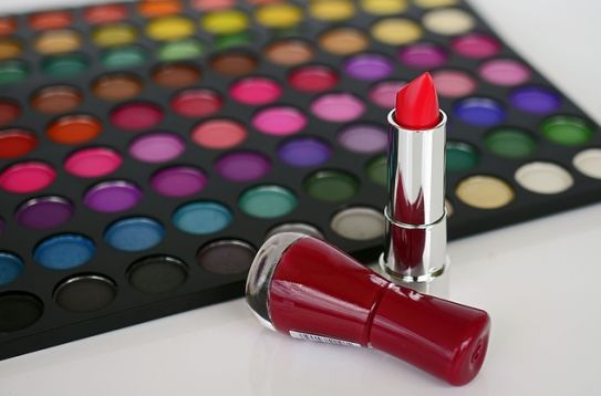 Tips para iniciar una tienda de cosméticos - Negocios de belleza 2023